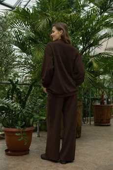 Костюм брючный 26ICY118Ш шоколад ICY Street