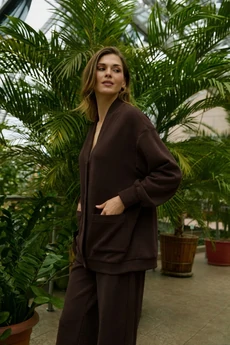 Костюм брючный 26ICY118Ш шоколад ICY Street