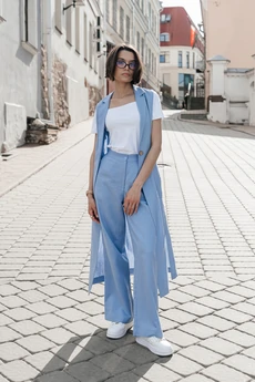 Костюм брючный 25ILor1 голубой ILOKA