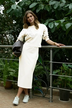 Костюм с юбкой 26ILci3 молочный ILOKA