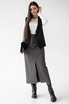 Жилет 3021 черный Ivera collection