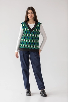 Жилет 3024 зеленый + белый + черный Ivera collection