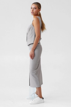Жилетка 3039L бежевый Ivera collection