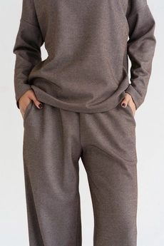 Костюм брючный 6038W коричневый + белый Ivera collection