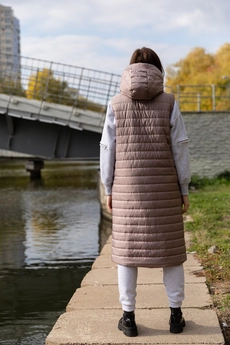 Жилет 7002 бежевый Ivera collection