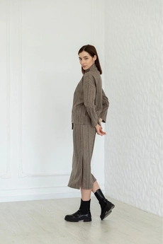 Костюм с юбкой 956 коричневый + бежевый Ivera collection