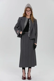 Костюм с юбкой К1490150 серый KUDA GLAZA GLYADYAT
