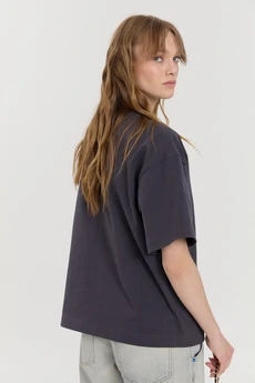 Футболка М181 королева темно-серый KUDA GLAZA GLYADYAT