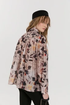 Блузка М189 цветы KUDA GLAZA GLYADYAT
