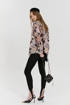 Блузка М189 цветы KUDA GLAZA GLYADYAT