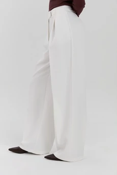 Брюки М245 молочный KUDA GLAZA GLYADYAT