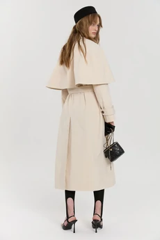 Плащ М505 молочный KUDA GLAZA GLYADYAT