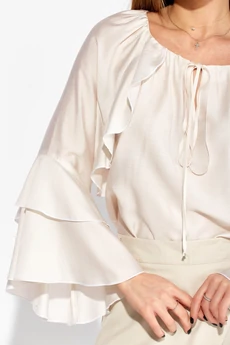 Блузка 414 молочный LAIKONY