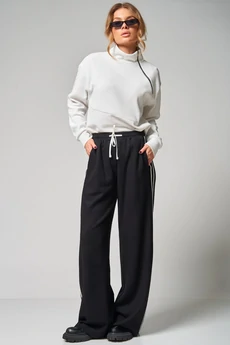 Костюм брючный 483 белый + черный LAIKONY