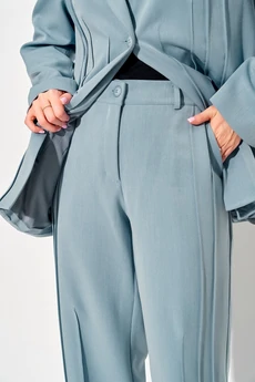 Костюм брючный 484 голубой LAIKONY