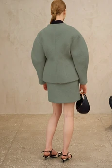 Костюм с юбкой 1718 хаки Lokka