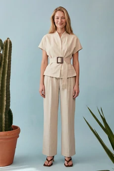 Костюм брючный 1891 бежевый Lokka