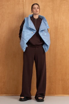 Костюм брючный 280 голубой + шоколад LUNA