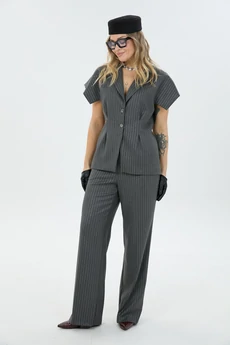 Костюм брючный 132048 серая полоска LM (Лаборатория моды)