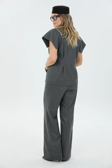 Костюм брючный 132048 серая полоска LM (Лаборатория моды)