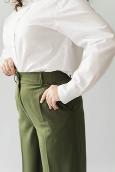 Брюки  Р-026 зеленый чай LegendStyle