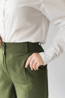 Брюки  Р-026 зеленый чай LegendStyle