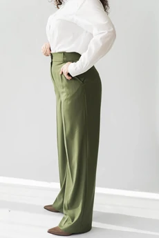 Брюки  Р-026 зеленый чай LegendStyle