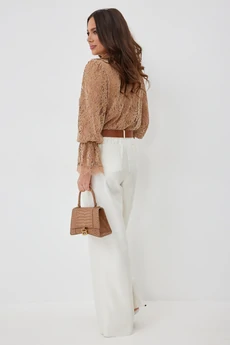 Костюм брючный 2660 карамель + жемчужный Магия Моды