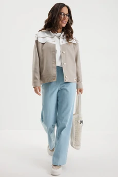 Костюм брючный 2691 беж + белый Магия Моды