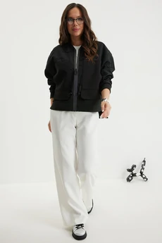 Костюм брючный 2696 черный + молочный Магия Моды