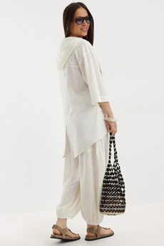 Костюм брючный 2722 молочный Магия Моды