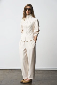 Костюм брючный 1287 молоко milmil