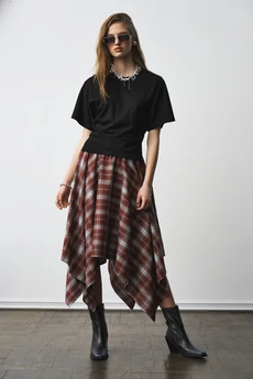 Футболка 1304 черный milmil