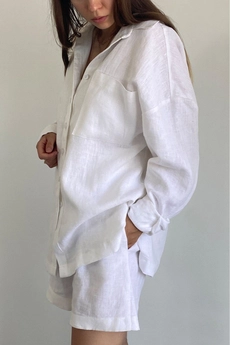 Костюм с шортами 1167 белый Mirolia