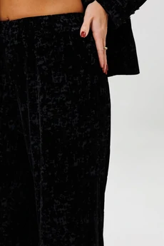 Костюм брючный + манжеты 1285м черный MisLana