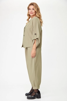 Костюм брючный 1355 бежевый Michel Chic