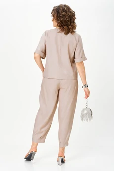 Костюм брючный 1337-3 дюна Michel Chic