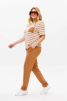 Костюм брючный 1371 бежевый Michel Chic