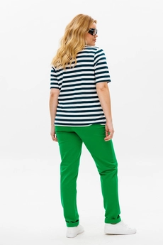 Костюм брючный 1371 зеленый Michel Chic