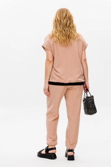 Костюм брючный 1372 бежевый Michel Chic