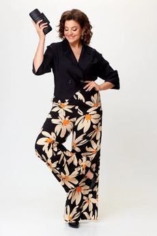 Костюм брючный 1375 черный + ромашка Michel Chic