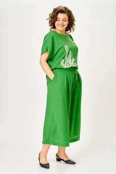Костюм брючный 1451 весенняя зелень Michel Chic