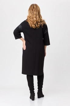 Платье 2142 черный Michel Chic