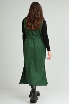 Жилет 357 зеленый Michel Chic