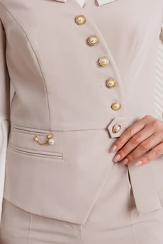 Костюм брючный 26-2912 беж Мода-Юрс