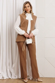 Костюм брючный 26-2961 кэмел Мода-Юрс