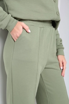 Костюм брючный 501-2 хаки Modema