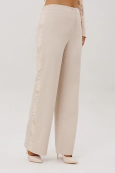 Костюм брючный 300 экрю Мублиз