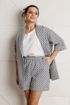 Костюм с шортами 304 черно-белый Мублиз