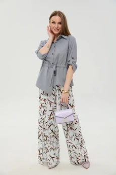 Костюм брючный 981-8 серый и листья мультиколор NikVa